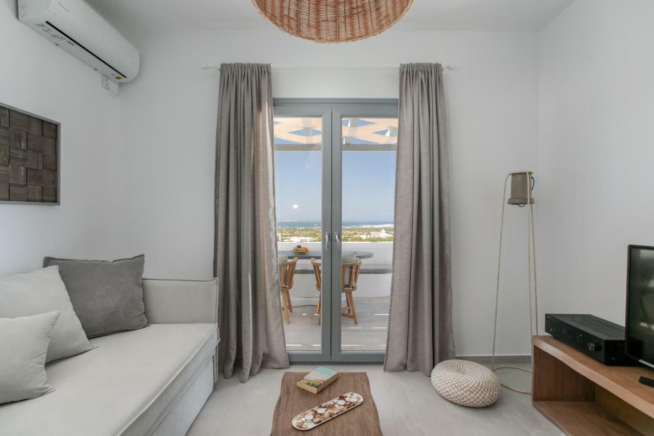 Naxos Infinity Villa And Suites Galanado ภายนอก รูปภาพ