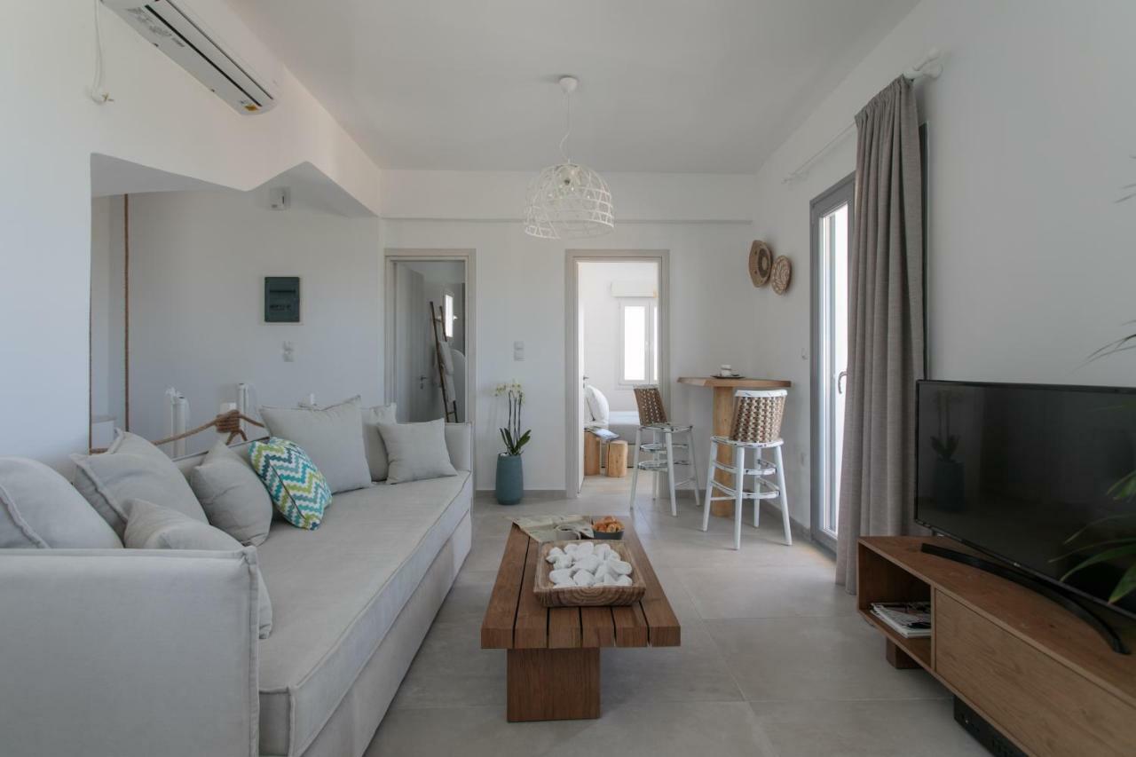 Naxos Infinity Villa And Suites Galanado ภายนอก รูปภาพ