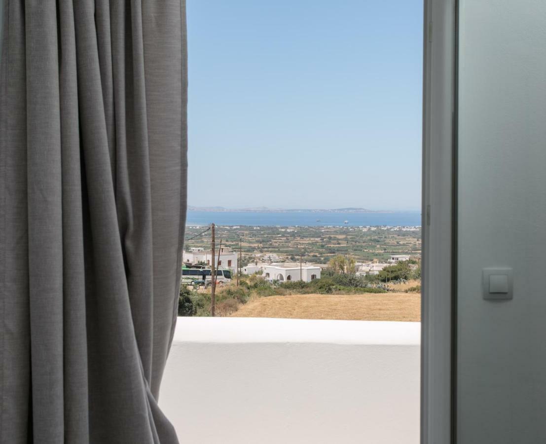 Naxos Infinity Villa And Suites Galanado ภายนอก รูปภาพ
