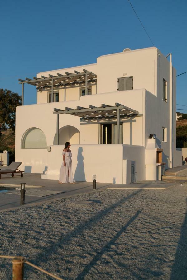 Naxos Infinity Villa And Suites Galanado ภายนอก รูปภาพ